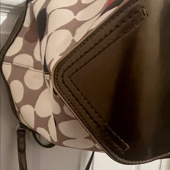 Coach Dot and Stripe Tote - Brown and Red - Picture 7 of 8